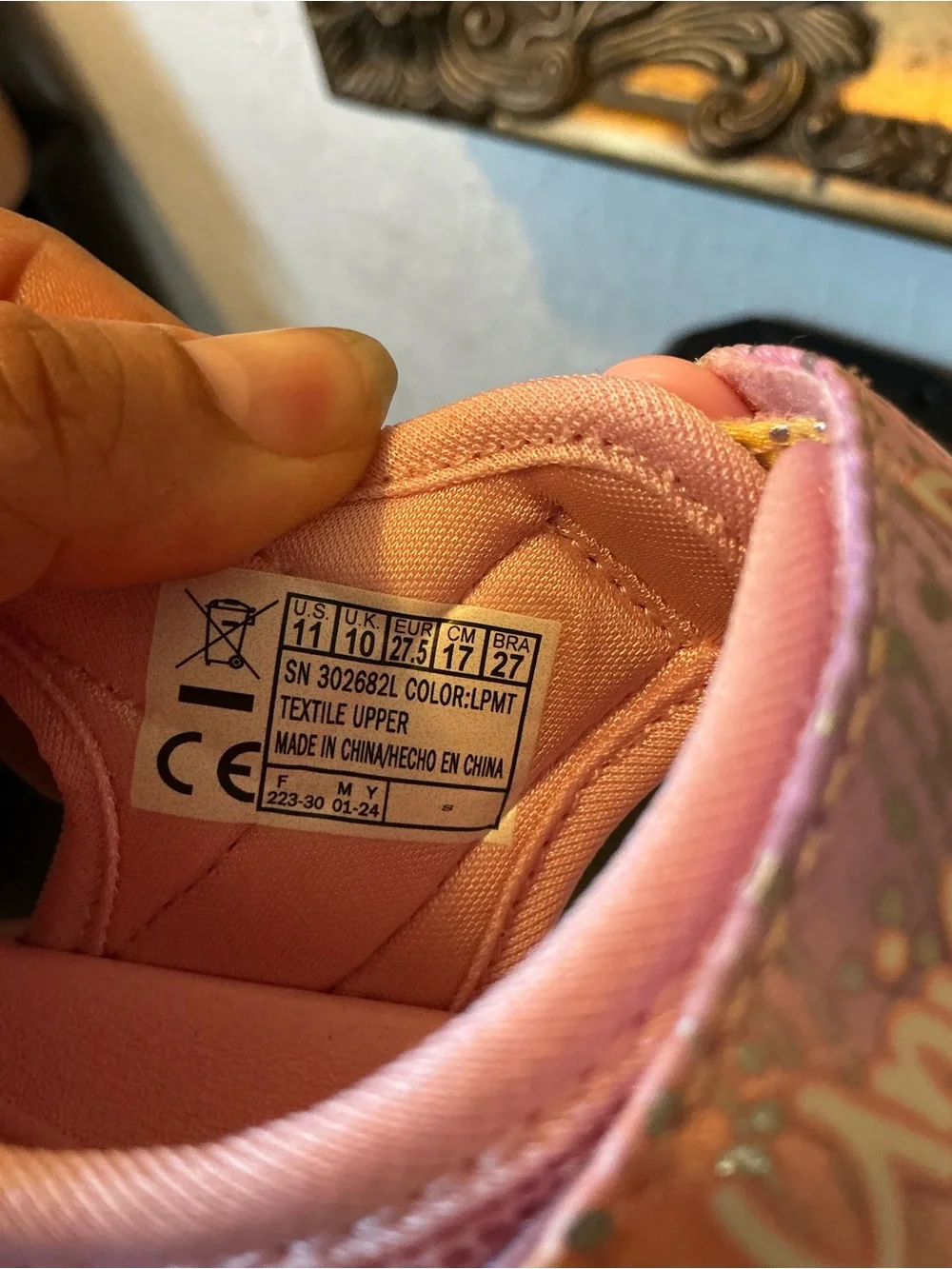 Skechers colorful sandals